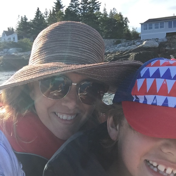 Meet your Posher, Gretchen - Picture 1 of 1